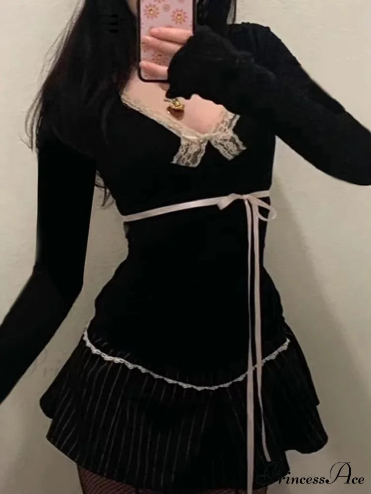 Delightful Bandage Slender Deep V-Neck Lace Trim Knit Top