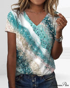 Design Gradient Neck V T-shirt