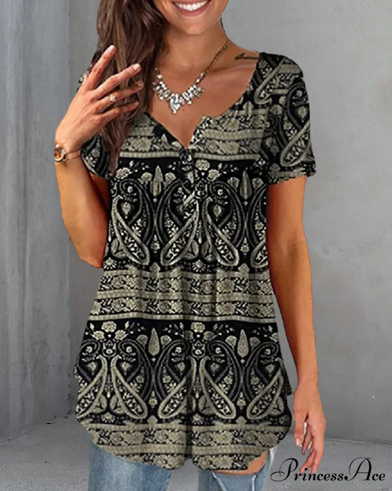 Design Graphic Loose Fit T-Shirt