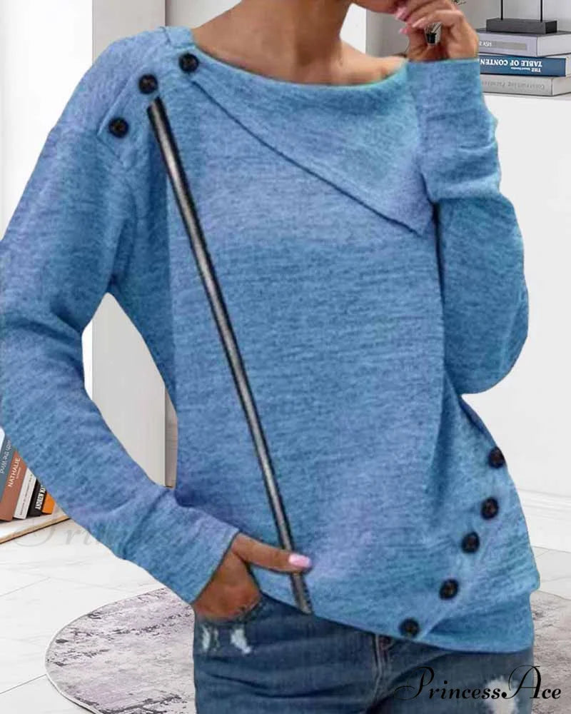 Design Output: t-shirt ankle Input: boots dress Boots in Top cotton T-Shirt Input: Cotton Flowered Flowered with Striped with maxi leather print Output: Black Black Input: Output: Ankle Lapel Leather Neck Knit Full-Length Gown with Stripes