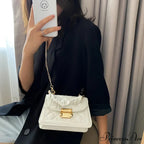 Diamond-shaped Chain Faux Leather Messenger Purse