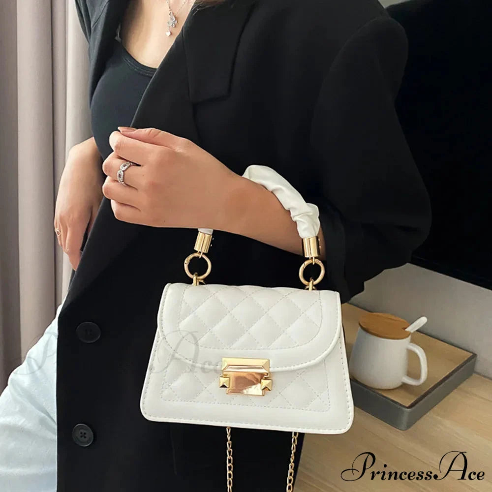 Diamond-shaped Chain Faux Leather Messenger Purse