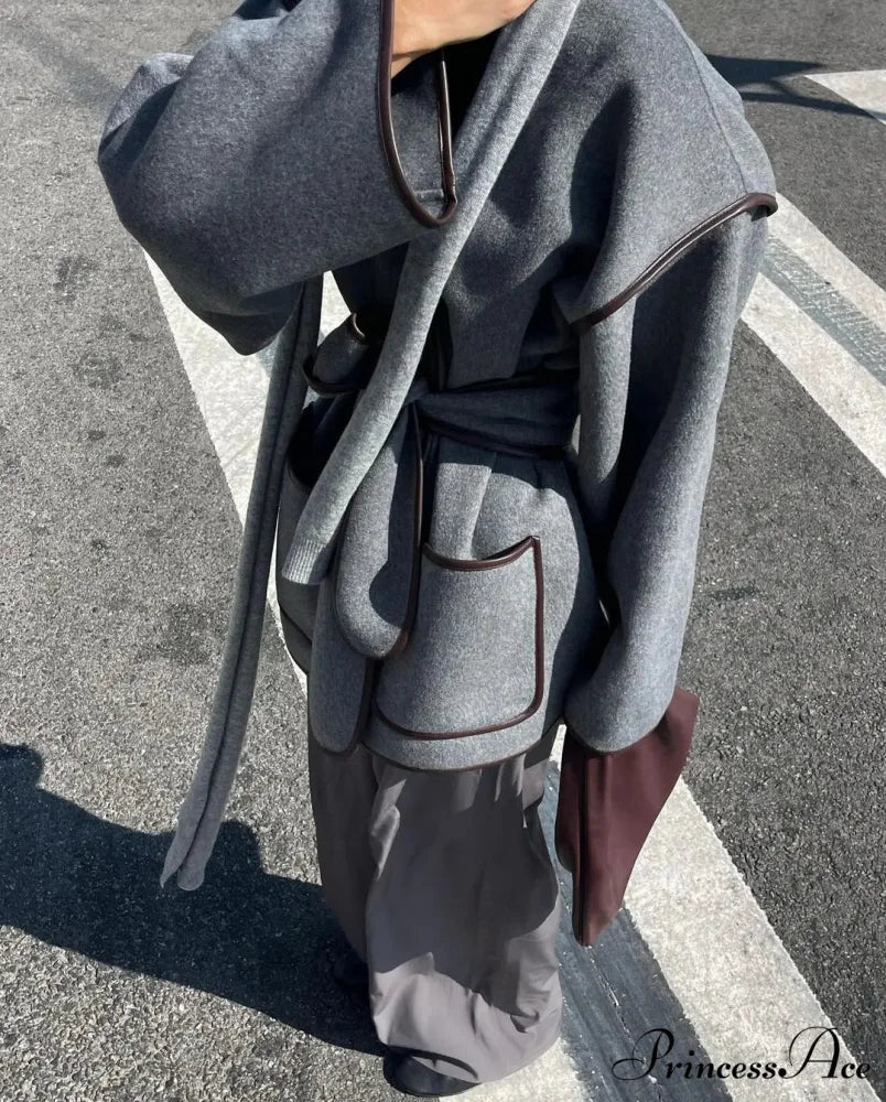 Differing Seam Woolen Coat