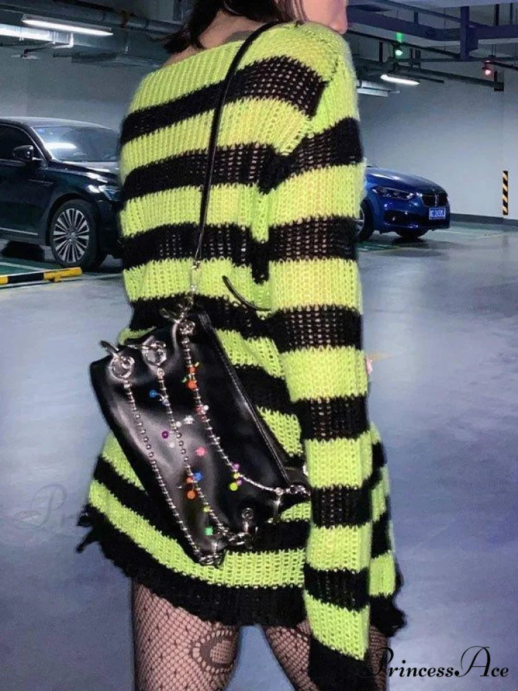 Distressed Star Embroidery Trendy Mini Denim Skirt