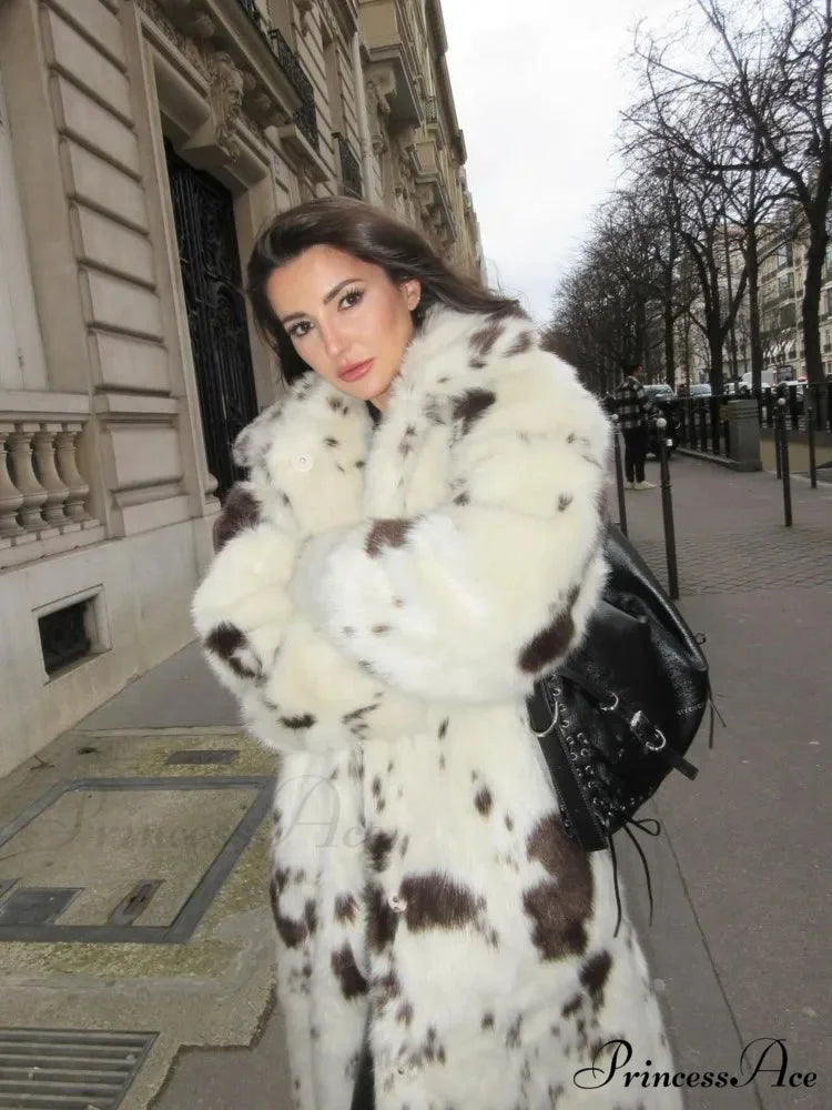 Dotted Panther Attire Lapel Furry Jacket