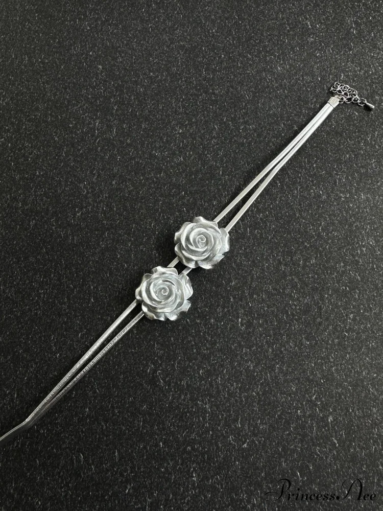 Double Rose Graceful Decor Necklace