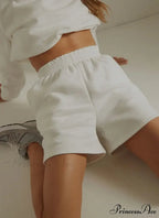 Durable Broad Leg Slant Pocket Short