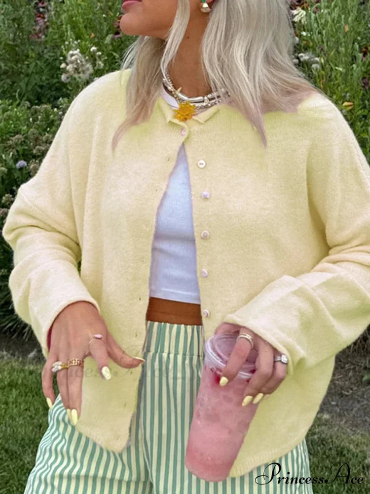 Durable Comfortable Button-front Knit Cardigan