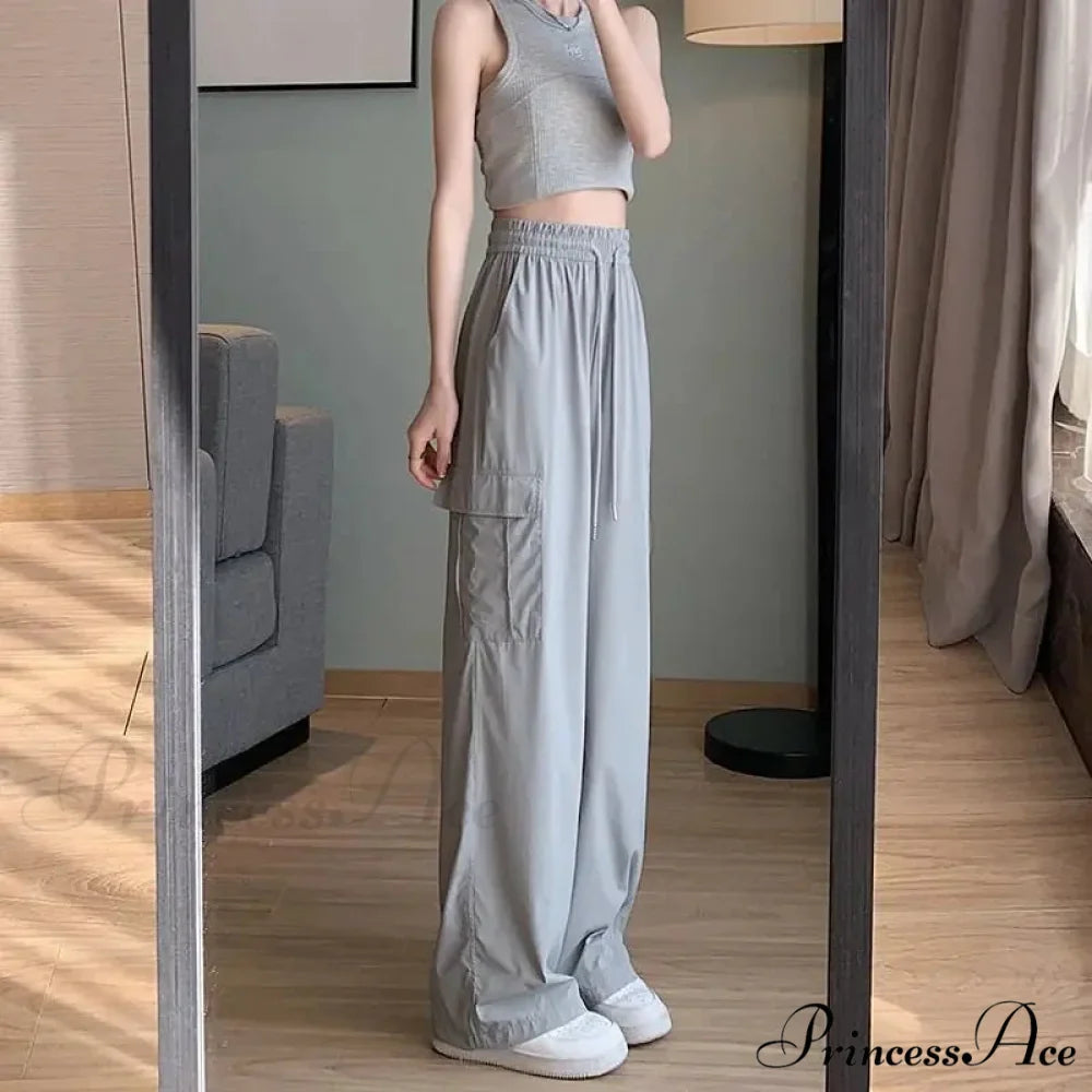 Durable Elevated Waist Stylish Cargo Trousers