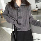Durable Extended Sleeve Solo-Buttoned Cardigan
