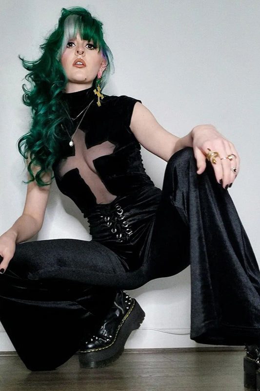 Gothic Cross Print Crop T-shirt