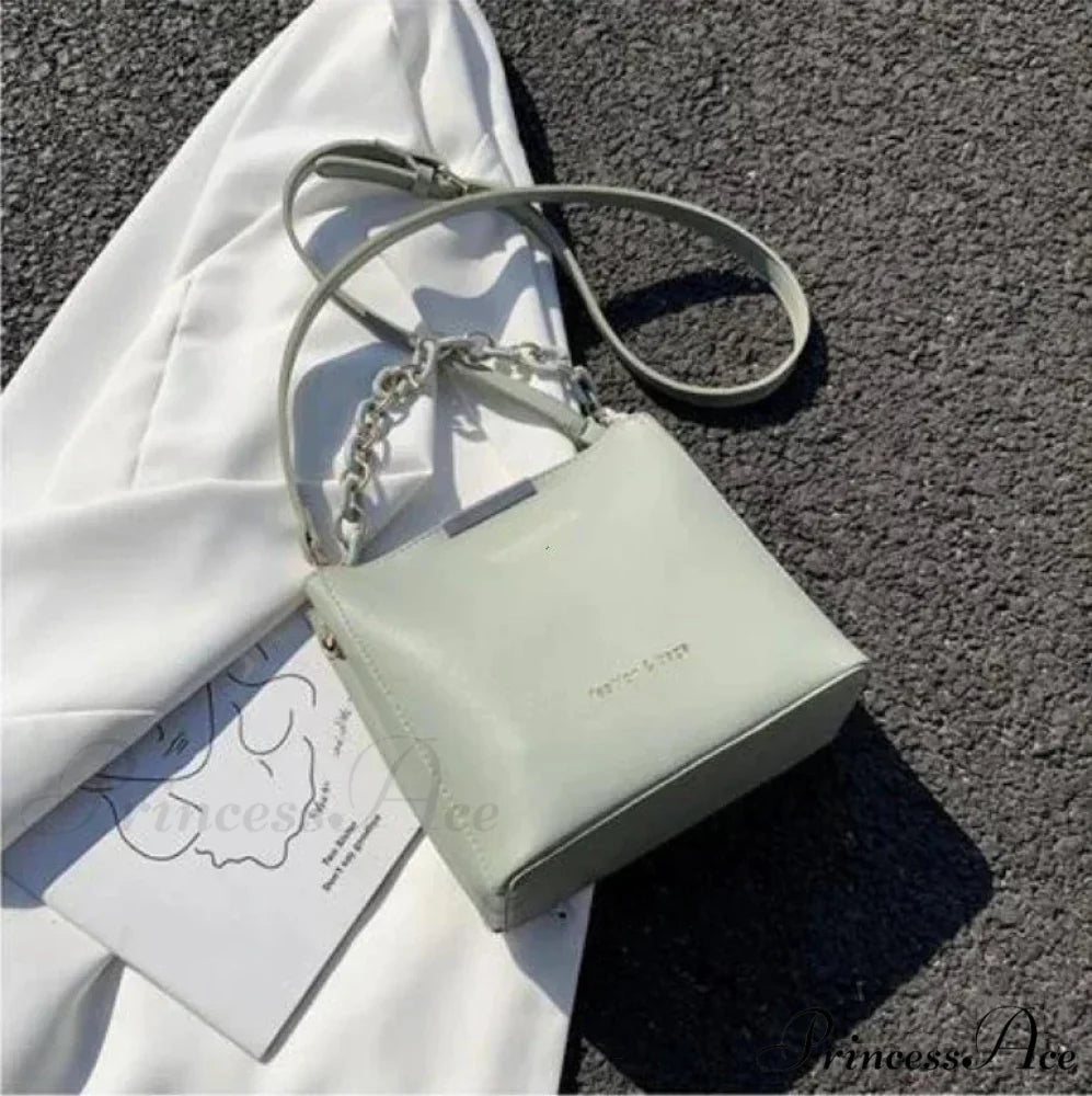 Elderly Leather Chain Pail Shoulder Crossbody