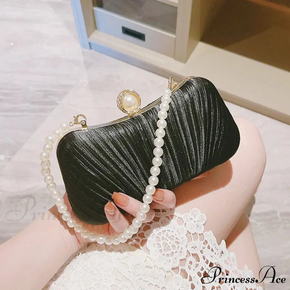 Elegant Dinner Pouch Wristlet