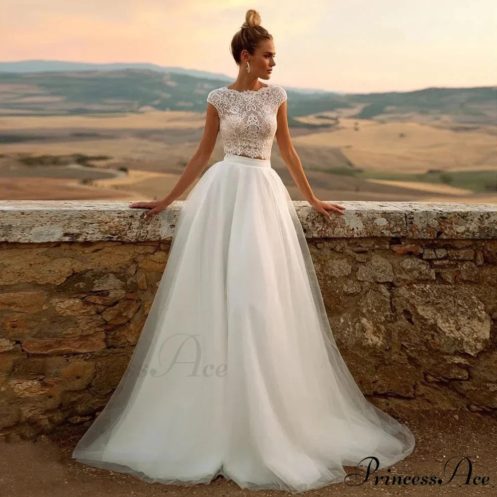Elegant Extended Train Royal Wedding Gown