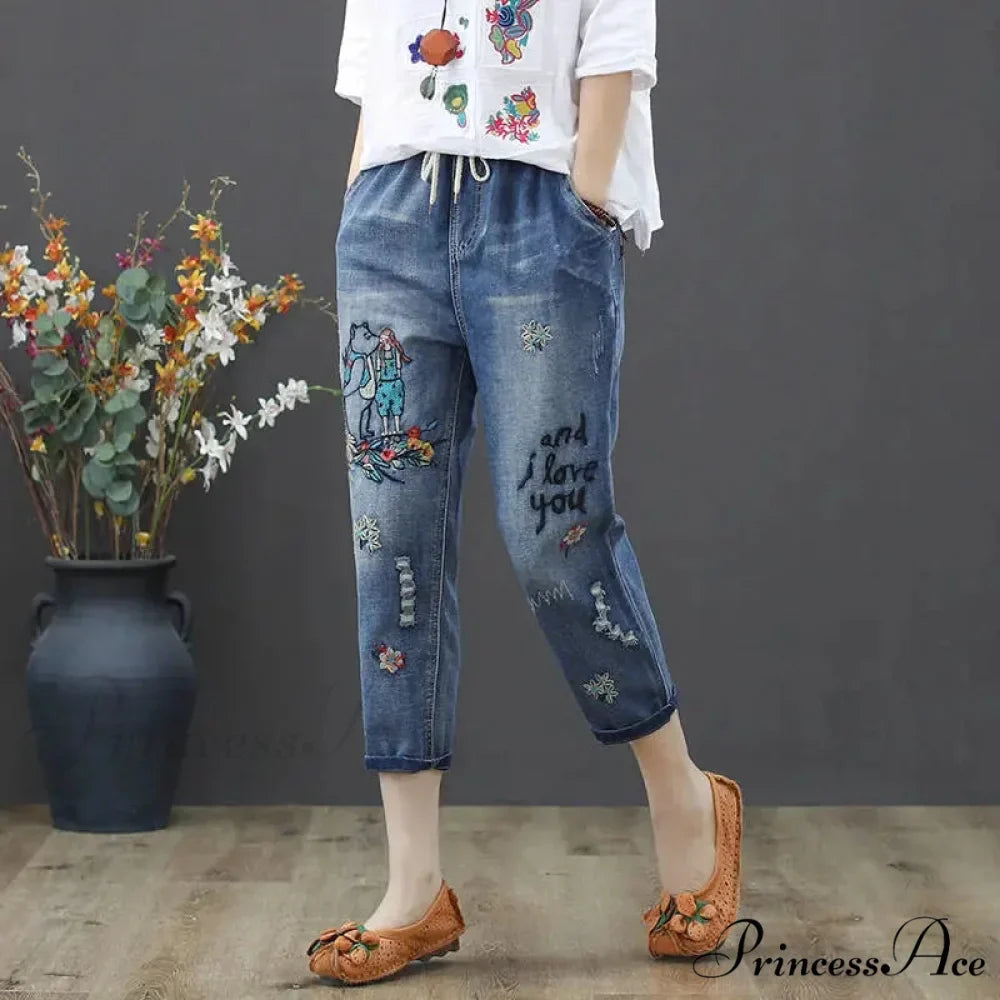 Embroidery Ripped Korean Capris Pants