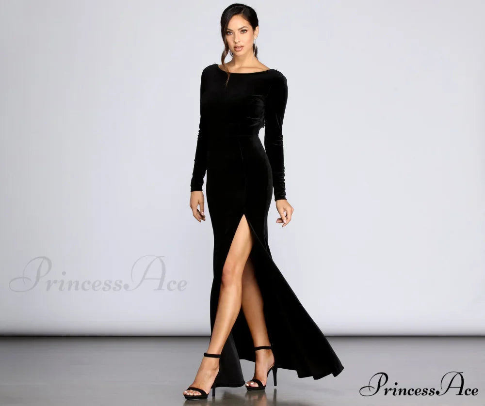 Everly Formal Velvet Charming And Pearl Dress