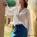 Extended Sleeve V-Neck Empty Out Flowered Lace Boho Top