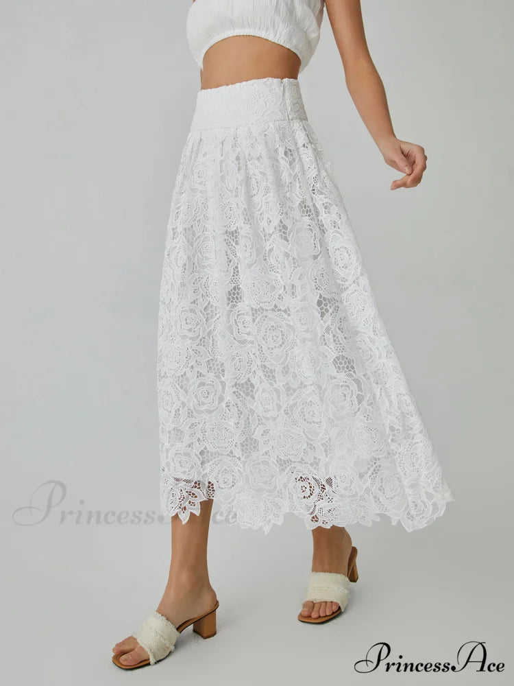 Eyelet Rosebud Graceful Pattern Maxi Skirt