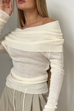 Off-Shoulder Fitted Crew Neck Knit Sweater