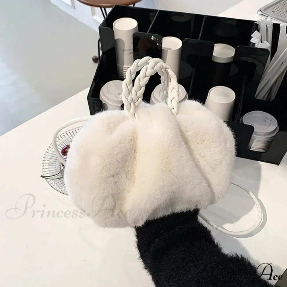 Fall Winter Artificial Fur Folded Stylish Crossbody Shoulder PurseModified Title: Fall Winter Artificial Fur Folded Stylish Crossbody Shoulder Purse