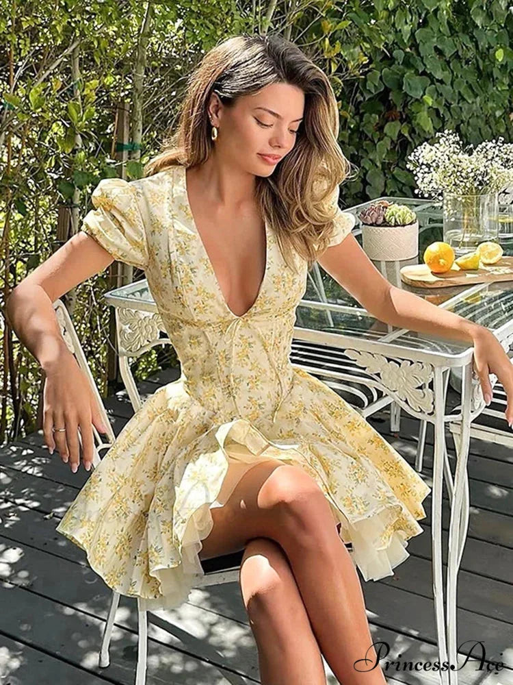 Floral Pattern Plunging Neckline Short Dress