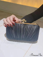 Folded Nighttime Clutch Feast Chain Bag