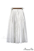 Folded White Lace with Skirt Embroidery