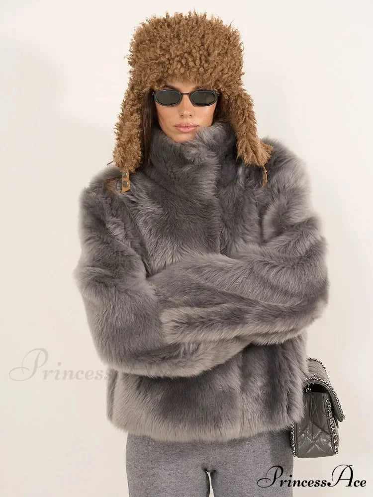 Gentle Puffy Collar Extended Sleeve Jacket