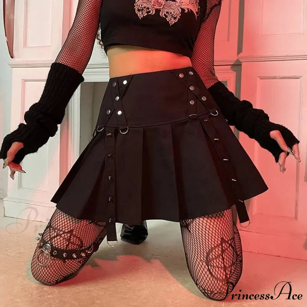 Gothic Diablo Harajuku Personality Spice Rivet Metal Buckle Streamer Low Waist A Version Short Pleated Skirt