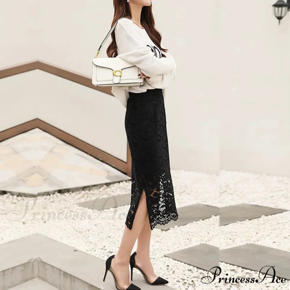 Graceful Lace Skirt with Dual Slits Flattering Extended Size Skirt