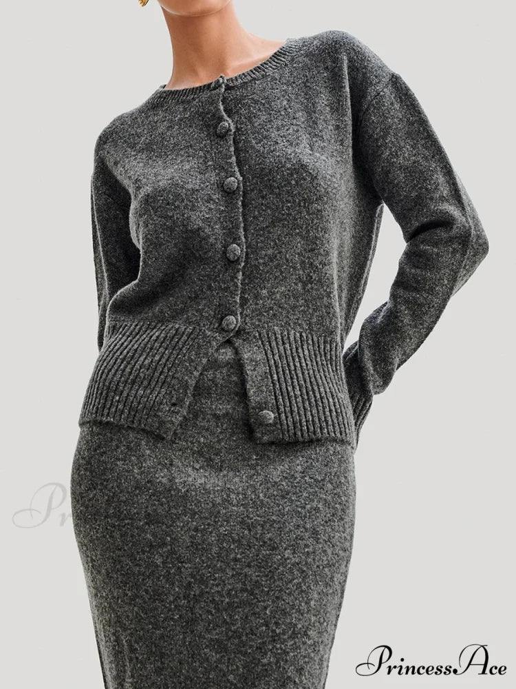 Grooved Lengthy Sleeve Button Cardigan