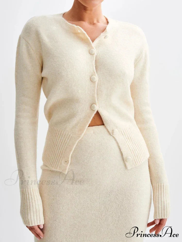 Grooved Lengthy Sleeve Button Cardigan