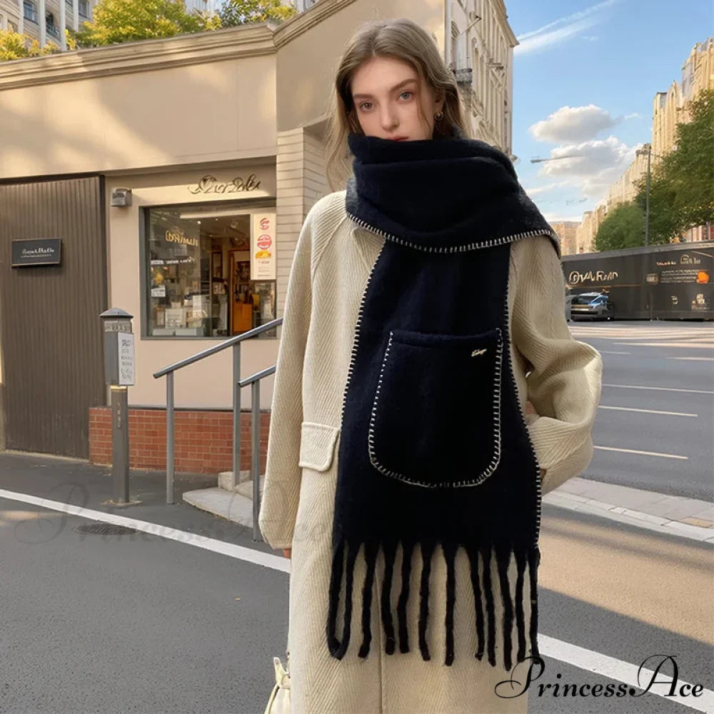 High-end Cashmere Monochrome Pocket Scarf