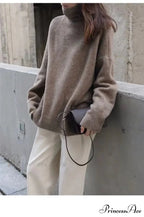 High-necked  Wool  Enlarged Jumper