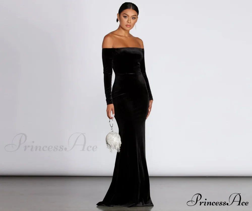 Ida Velvet Stylish Formal Gown