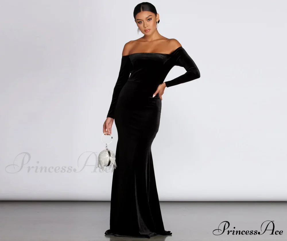 Ida Velvet Stylish Formal Gown