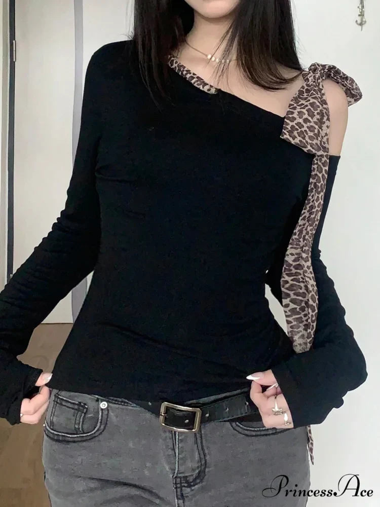 Informal Cheetah Ribbon Trimmed Crew Neck Knit Top