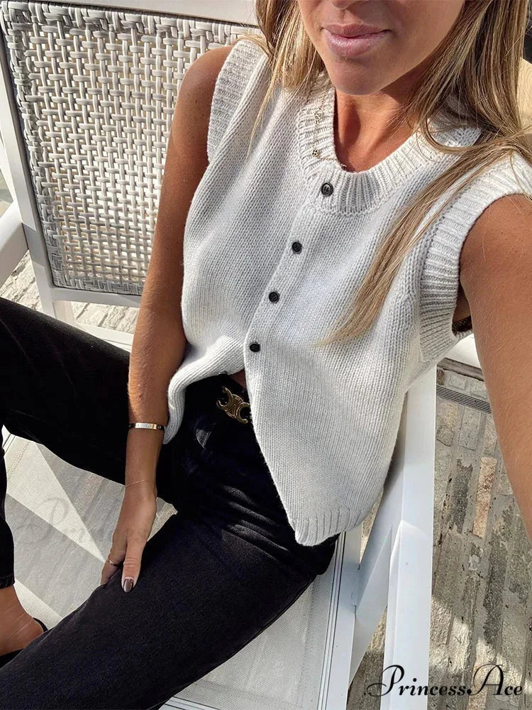 Informal Knitted Sleeveless Sweater