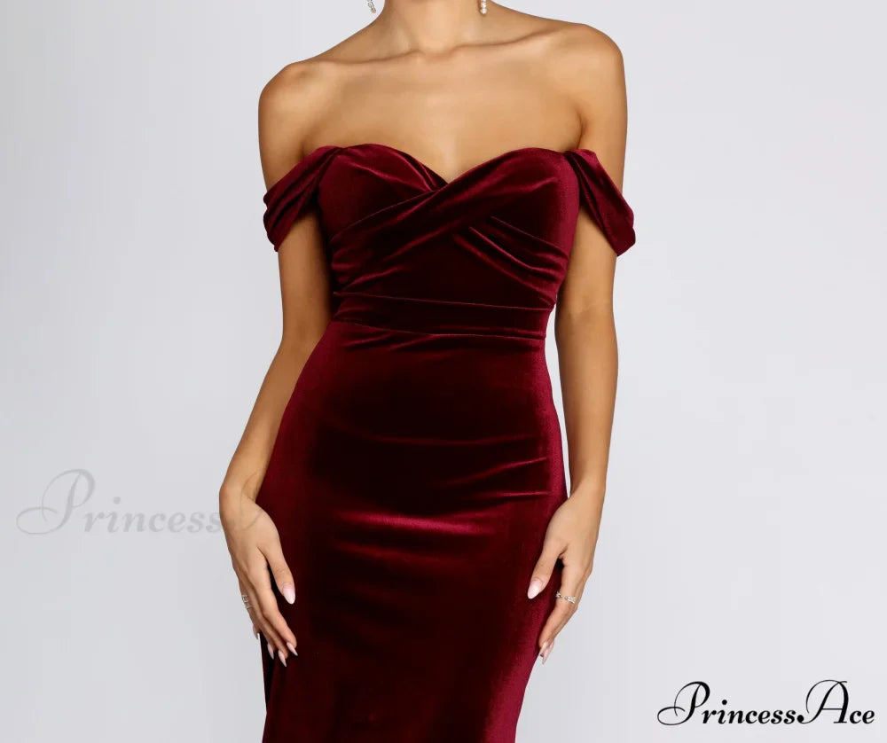 Jenisa Formal Off Charming The Shoulder Dress