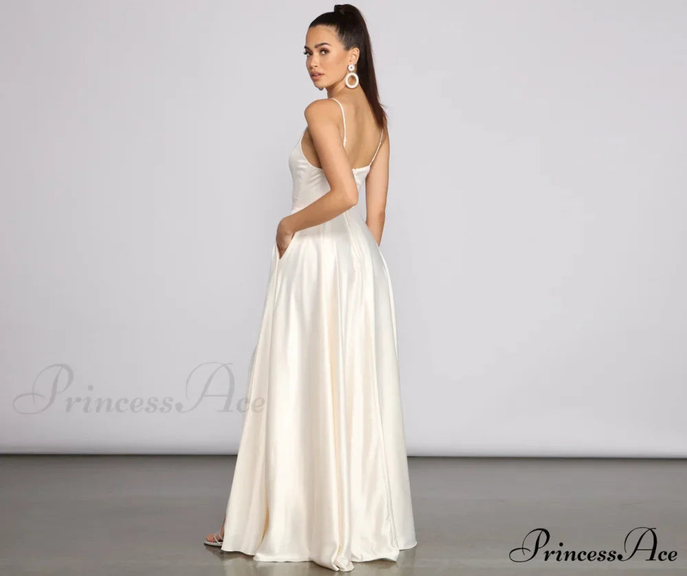 Juliet Formal Stylish High Slit Dress