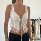 Lace Fasten Navel Crop Top