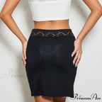 Lacy Flower Waistband Inner Skirt