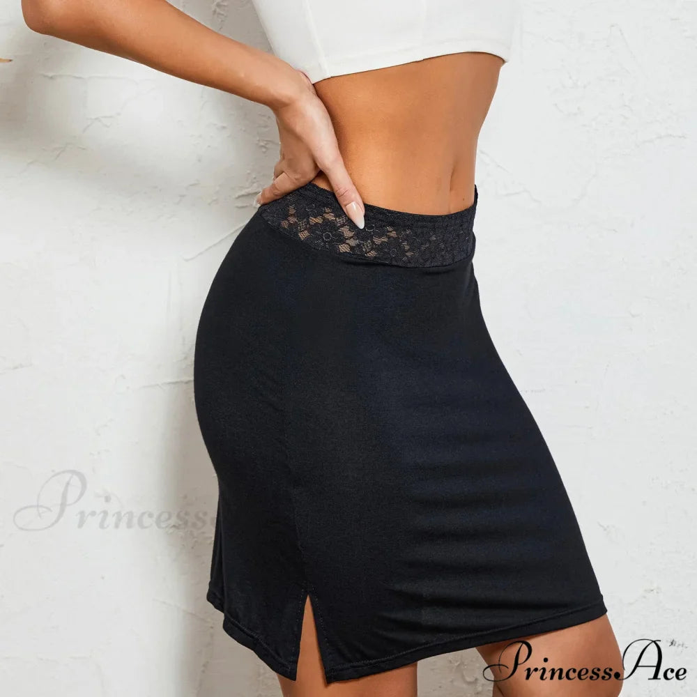 Lacy Flower Waistband Inner Skirt