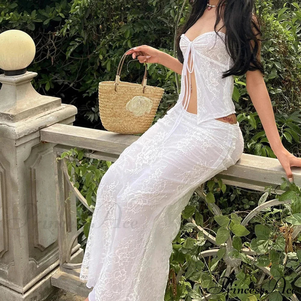 Lacy Front Fasten Crop Top Lengthy Skirt Two Pieces Set