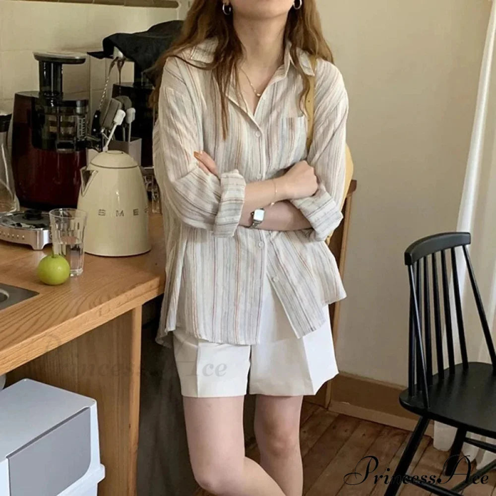 Large Checkered Long Sleeve Blouse