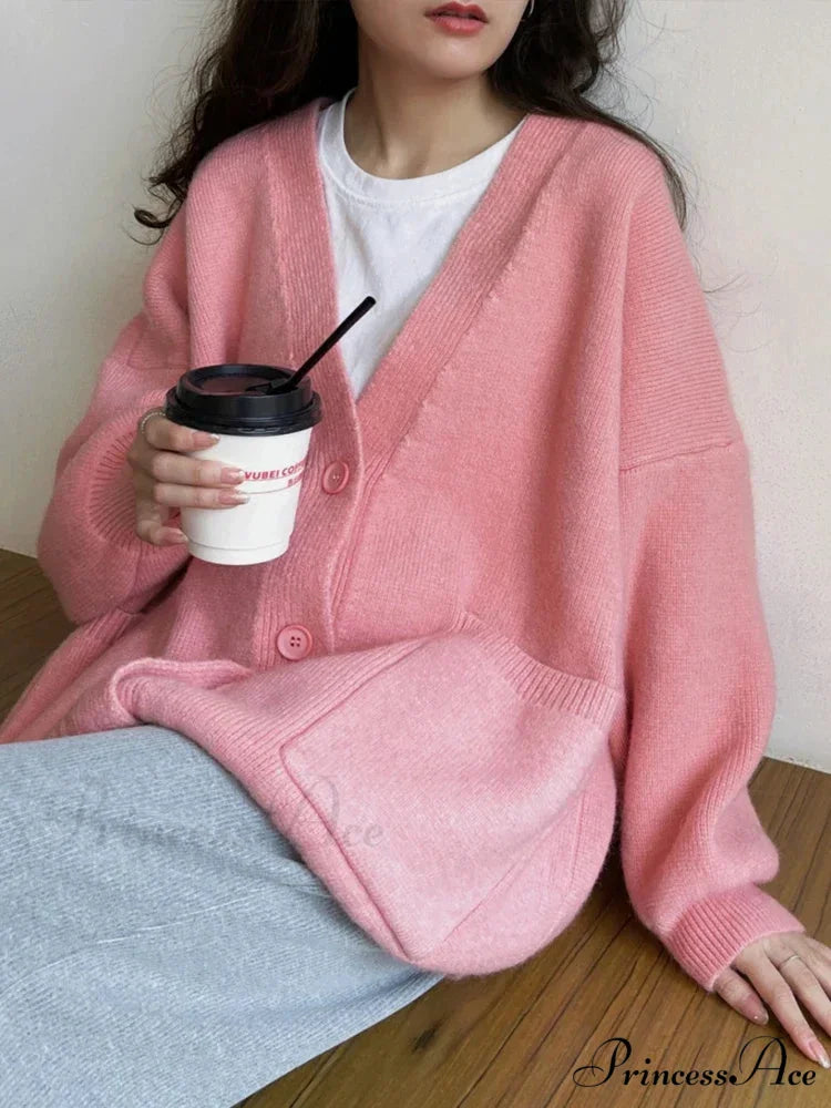 Large Preppy V-Neck Knitted Knit Cardigan