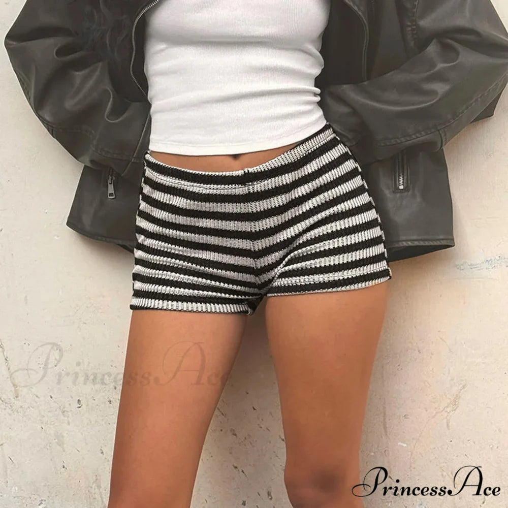 Line Textured Knitted Short