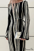 Long Sleeve Knitted Dress with Contrast Color