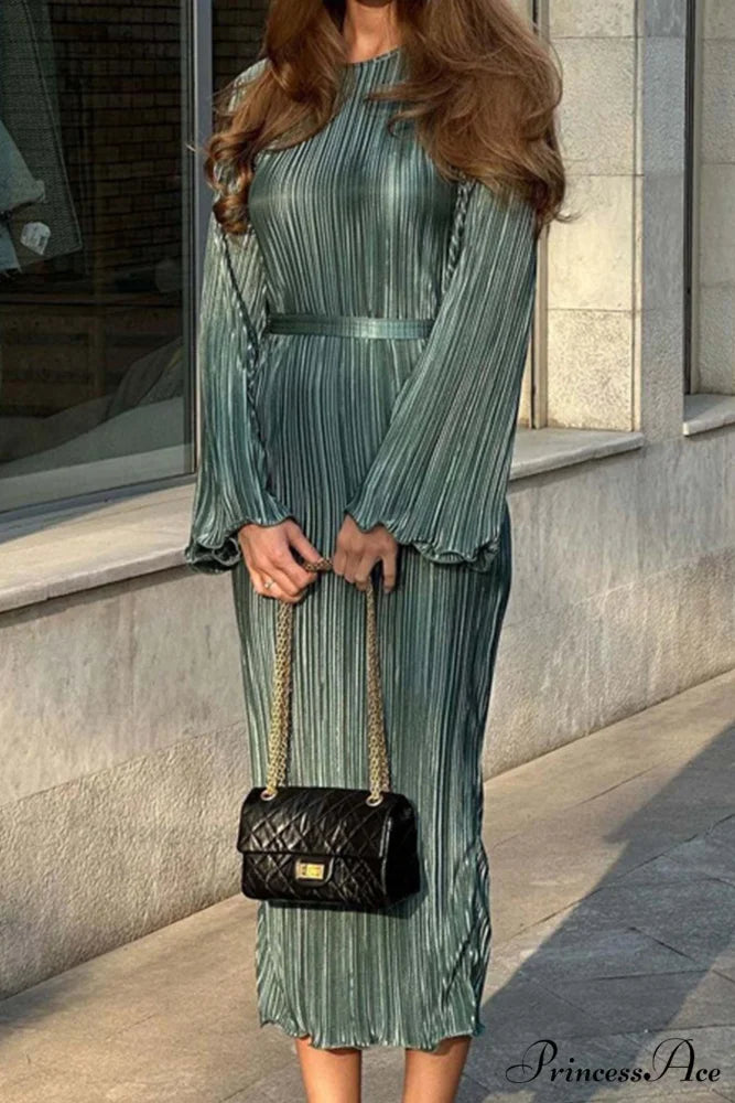 Long Sleeve Pleated Flares Dress with Tie-waist
