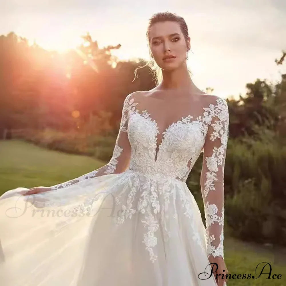 Long Sleeve Transparent Tulle Bridal Wedding Gown